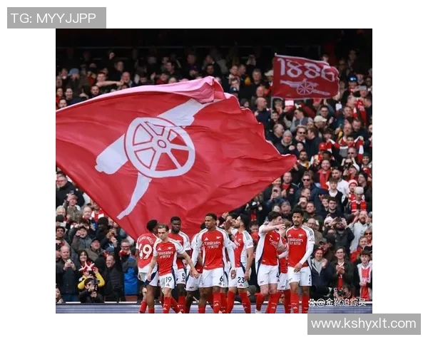 意甲大战:拜仁大胜阿森纳红牌事件引发全场热议与争议